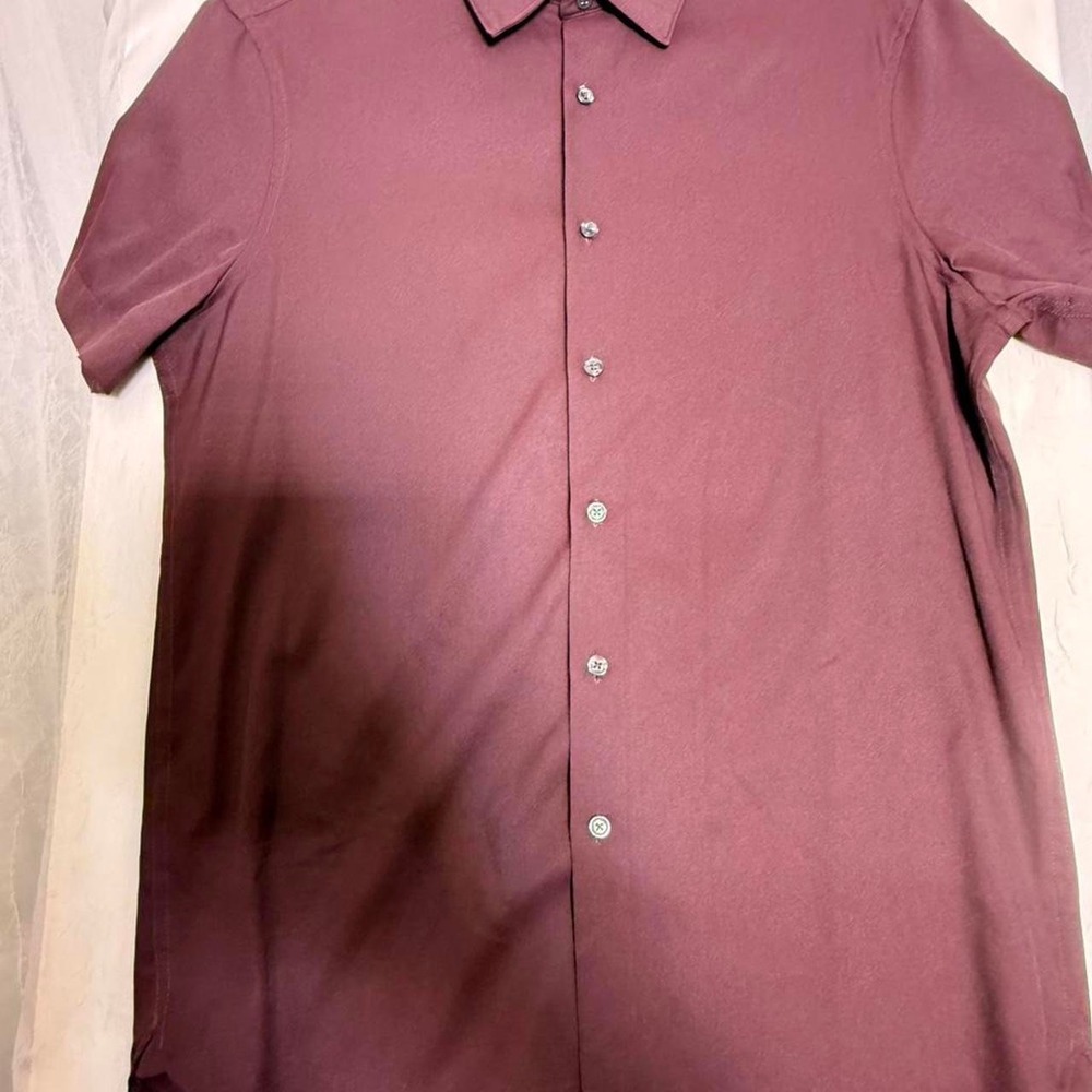 Perry Ellis burgundy short sleeve button up